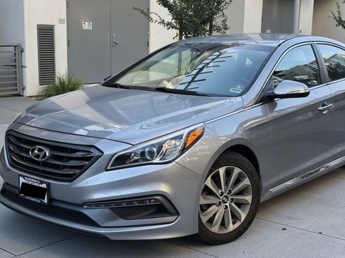 Used 2015 Hyundai Sonata Sport w/ Option Group 04 FWD image 4