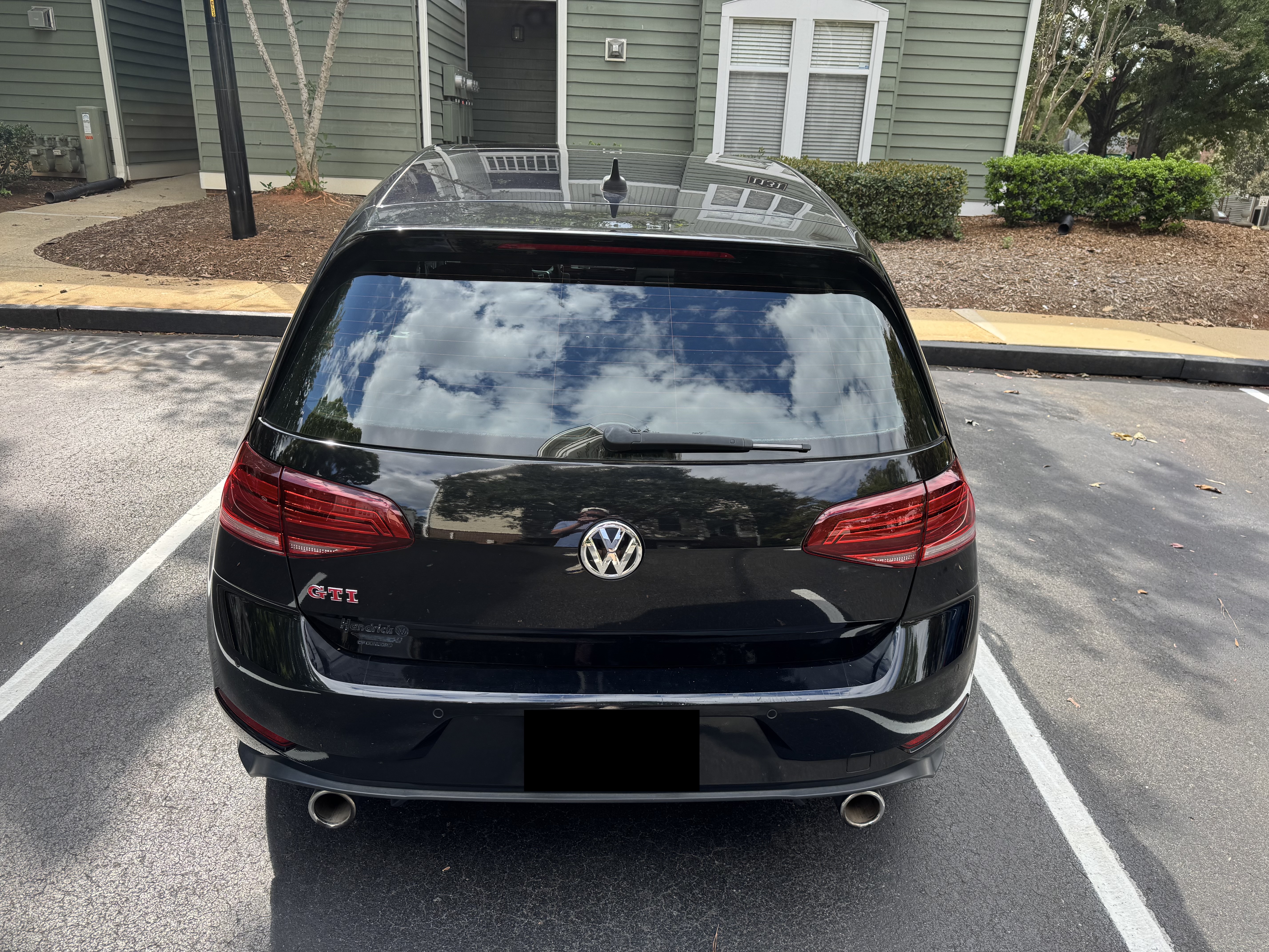 Used 2020 Volkswagen GTI Autobahn FWD image 10