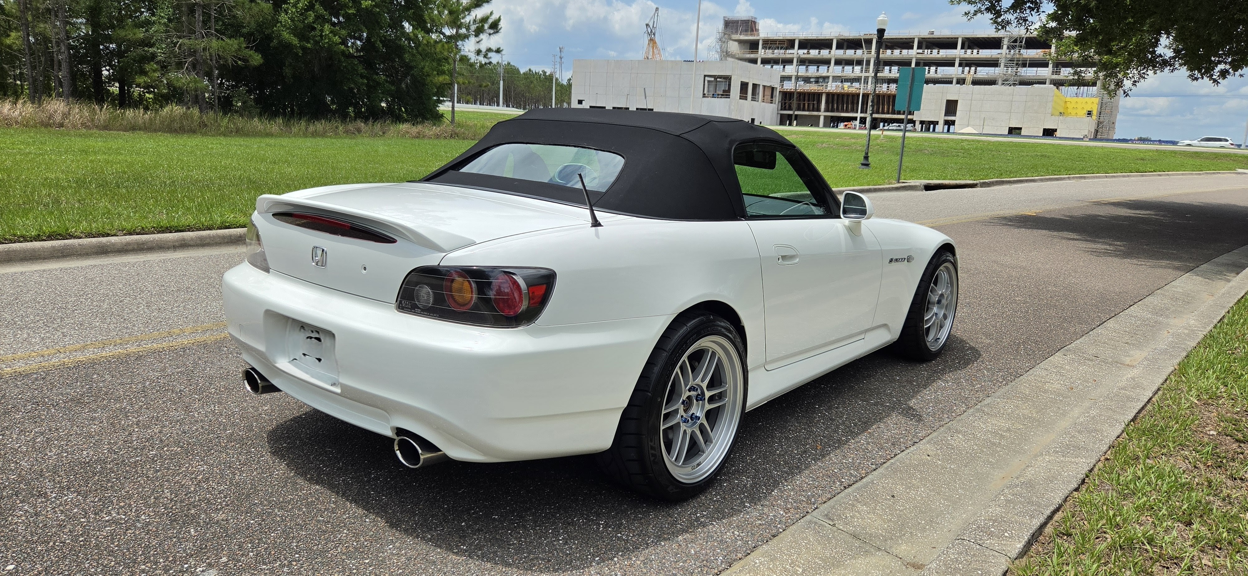 Used 2004 Honda S2000 image 15