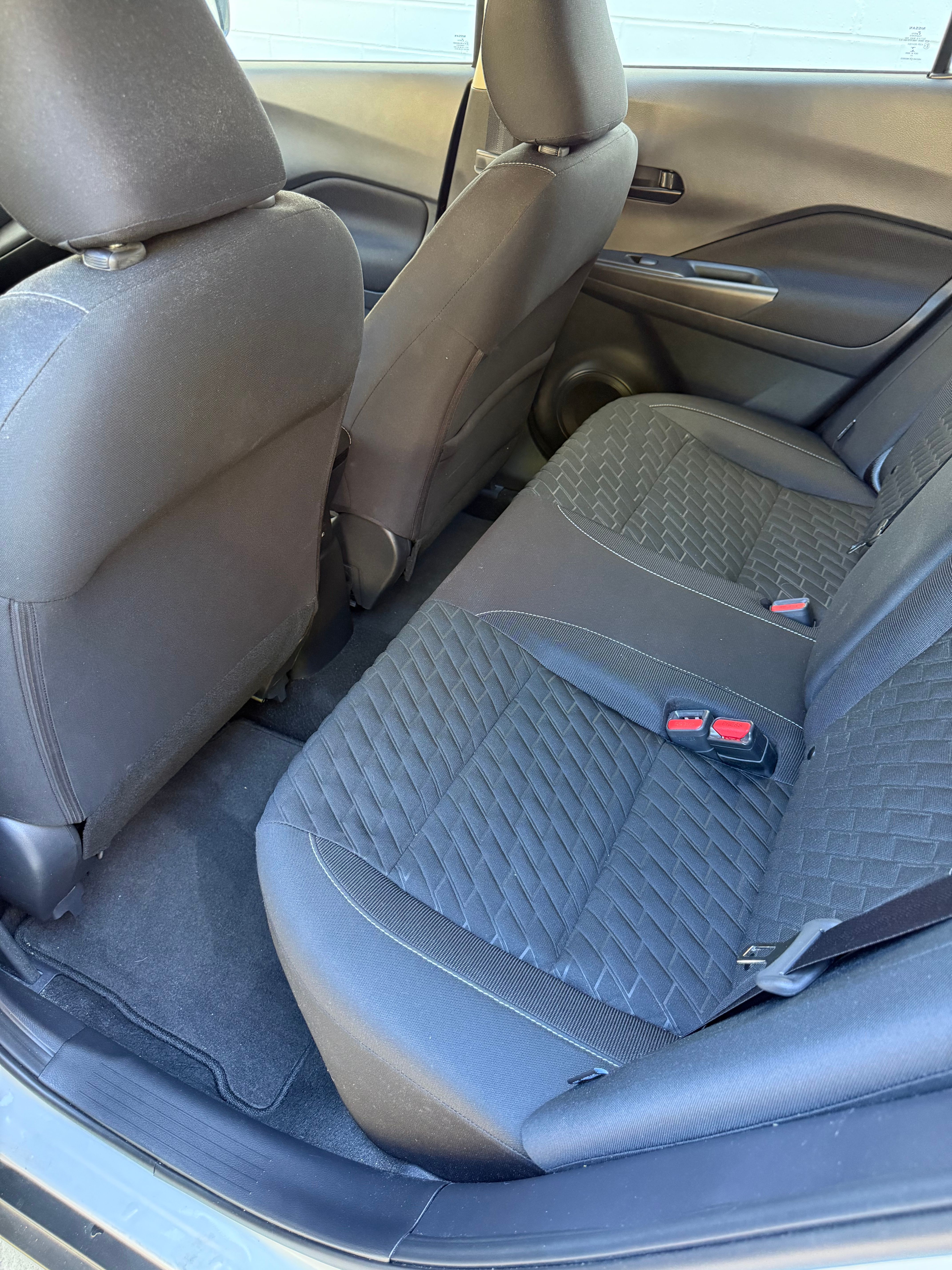 Used 2021 Nissan Kicks S FWD image 11