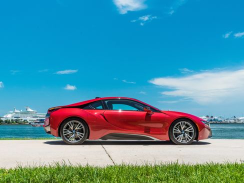 Used 2017 BMW i8 AWD/4WD image 6