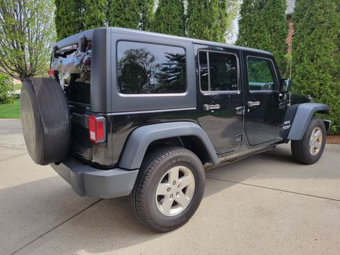 Used 2015 Jeep Wrangler Unlimited Sport w/ Quick Order Package 24S image 2