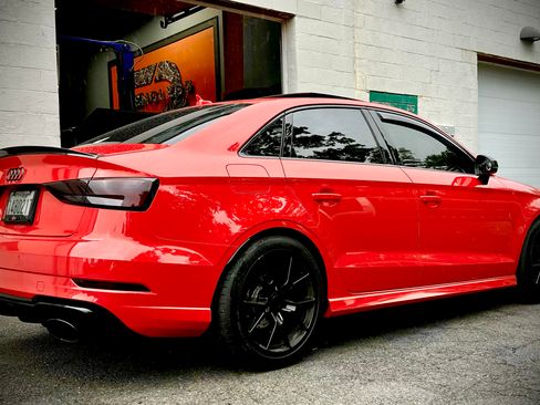 Used 2018 Audi RS 3 image 1