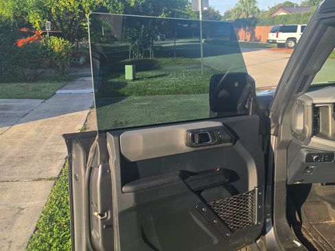 Used 2024 Ford Bronco Big Bend image 10