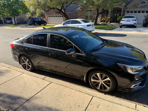 Used 2018 Subaru Legacy 3.6R Limited image 4