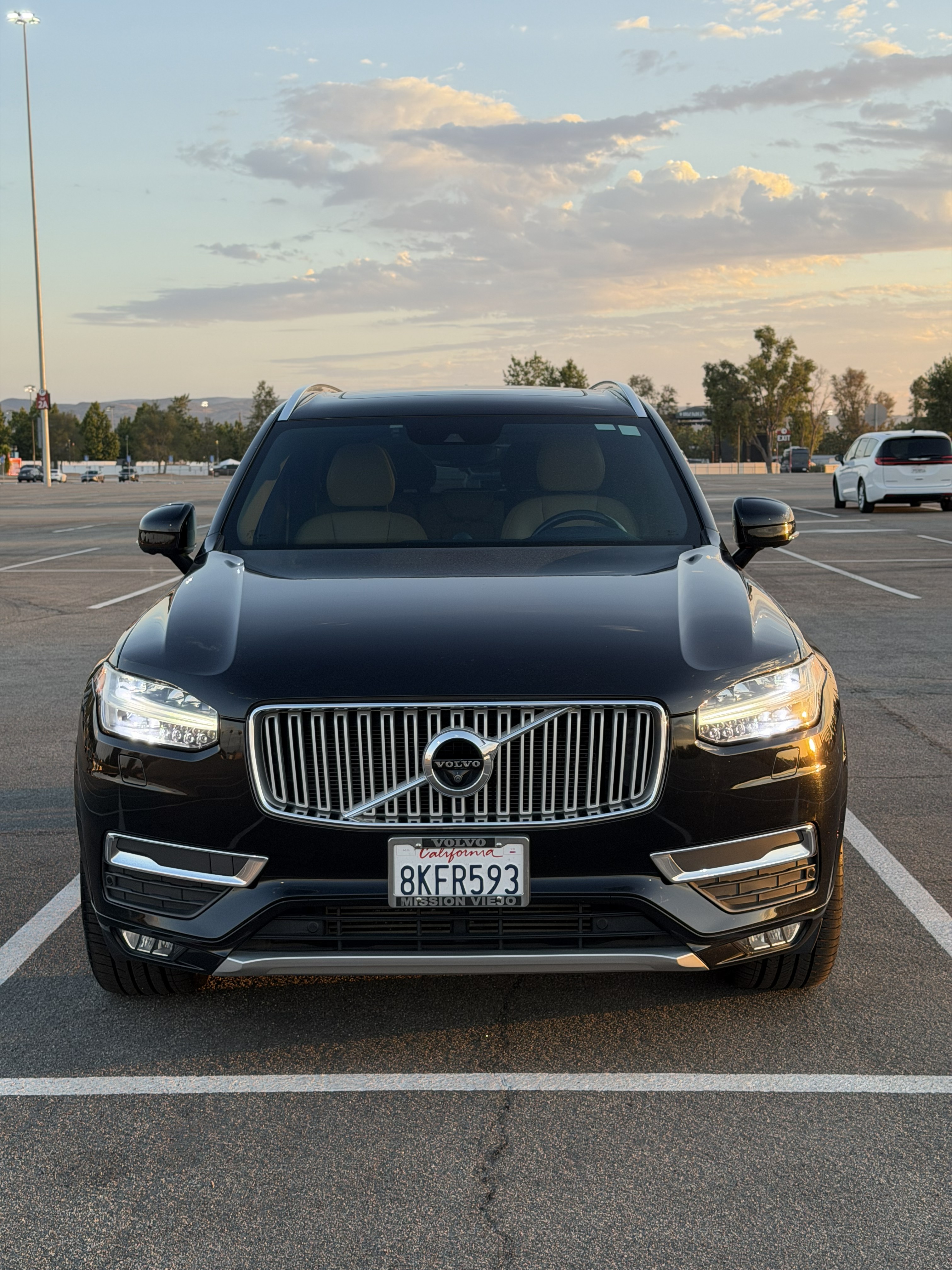 Used 2017 Volvo XC90 T6 Inscription w/ Vision Package AWD/4WD image 10
