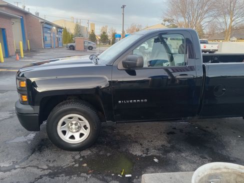 Used 2014 Chevrolet Silverado 1500 W/T image 9