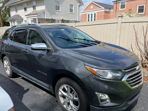 Used 2018 Chevrolet Equinox Premier AWD/4WD image 17