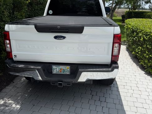 Used 2020 Ford F250 XLT AWD/4WD image 4