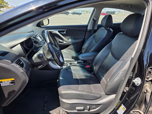 Used 2015 Hyundai Elantra Limited FWD image 6
