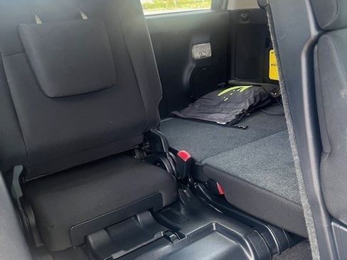 Used 2015 Toyota 4Runner SR5 Premium image 12