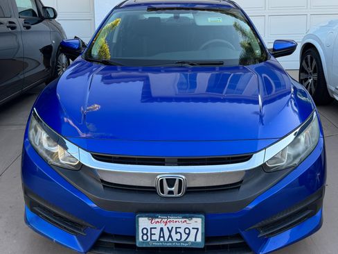 Used 2018 Honda Civic EX image 1