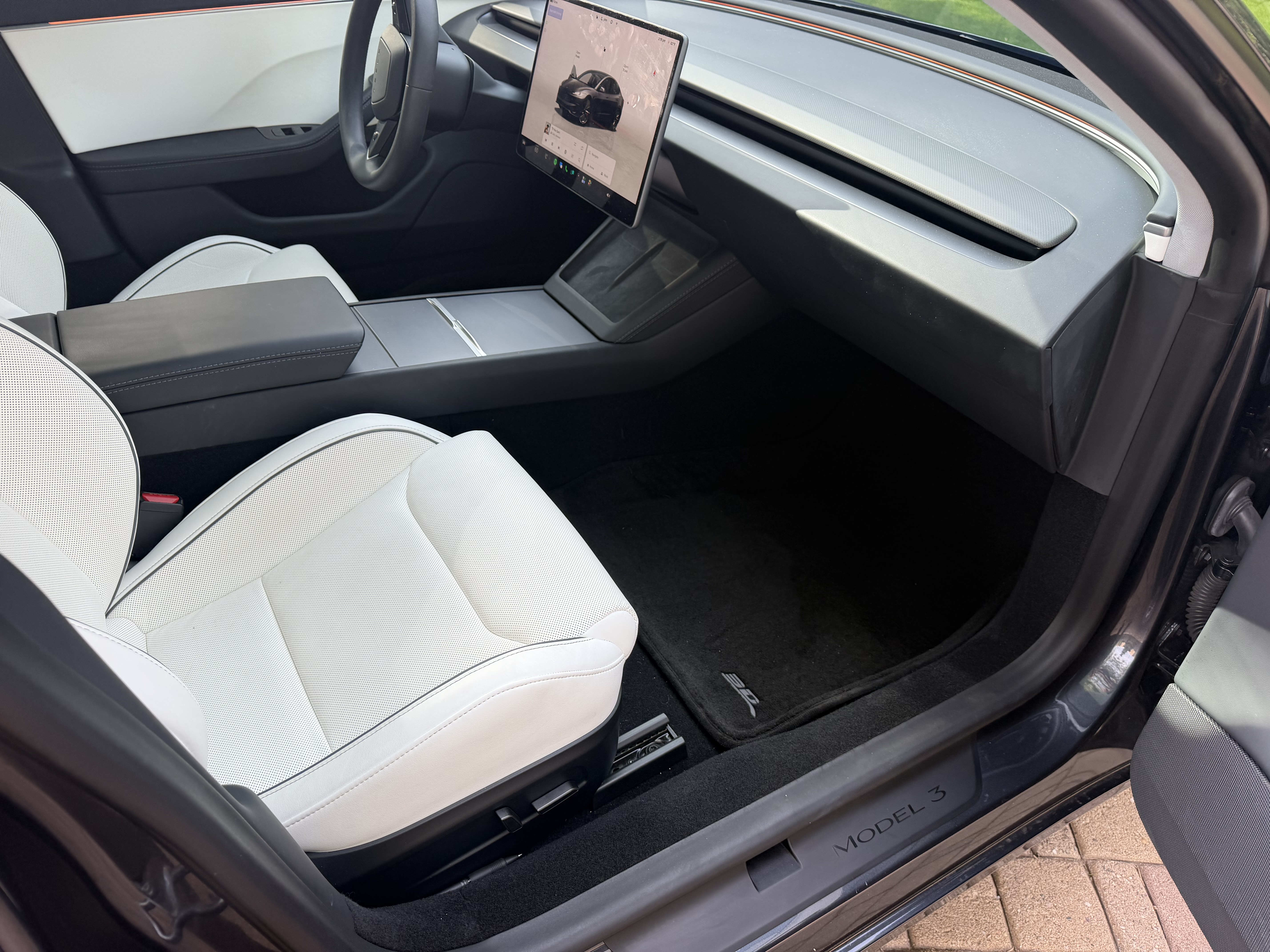 Used 2025 Tesla Model 3 Performance AWD/4WD image 6