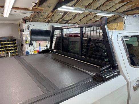 Used 2022 Chevrolet Silverado 1500 High Country w/ Z71 Off-Road Package image 9