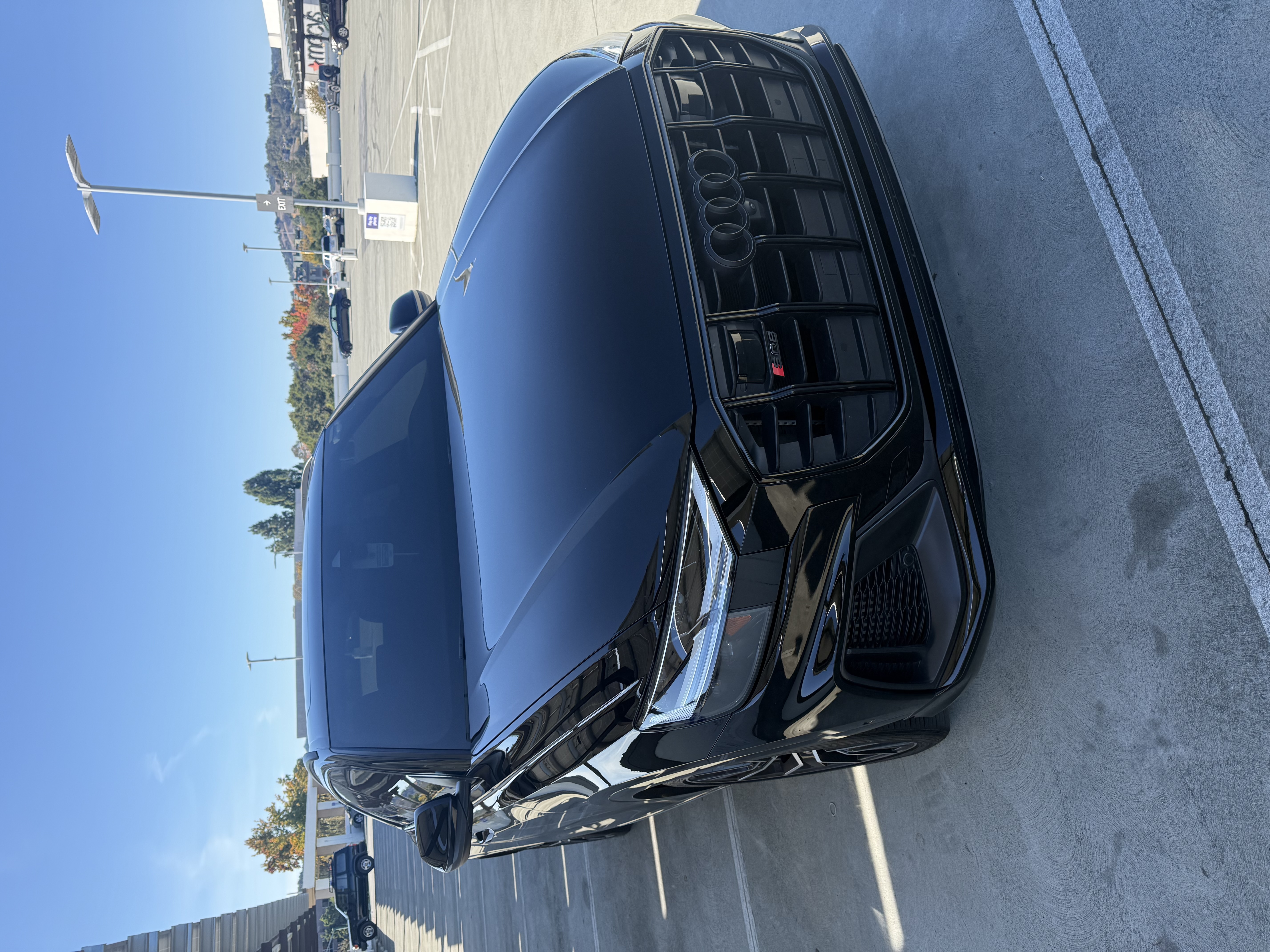 Used 2021 Audi SQ8 Premium Plus w/ Luxury Package AWD/4WD image 1