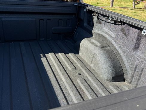 Used 2025 Ford F150 Raptor image 6