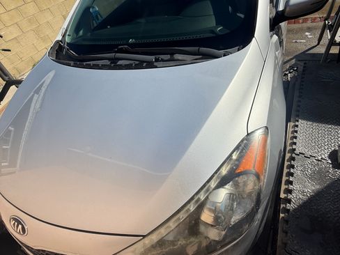 Used 2014 Kia Forte EX image 1