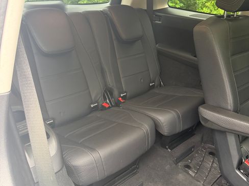 Used 2024 Mercedes-Benz GLS 450 4MATIC image 20