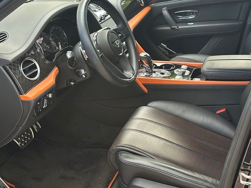 Used 2020 Bentley Bentayga AWD/4WD image 10
