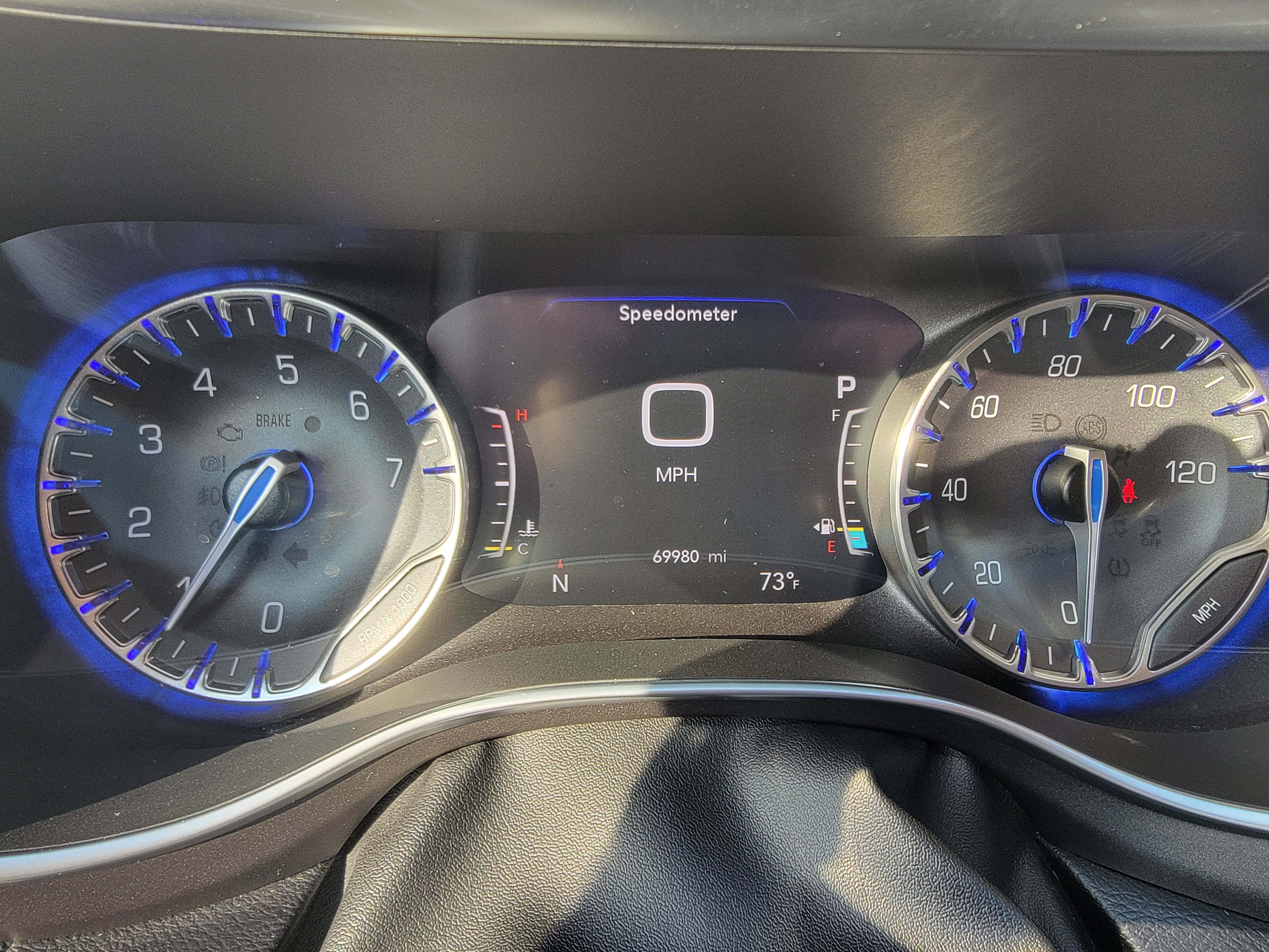 Used 2020 Chrysler Pacifica Limited FWD image 9