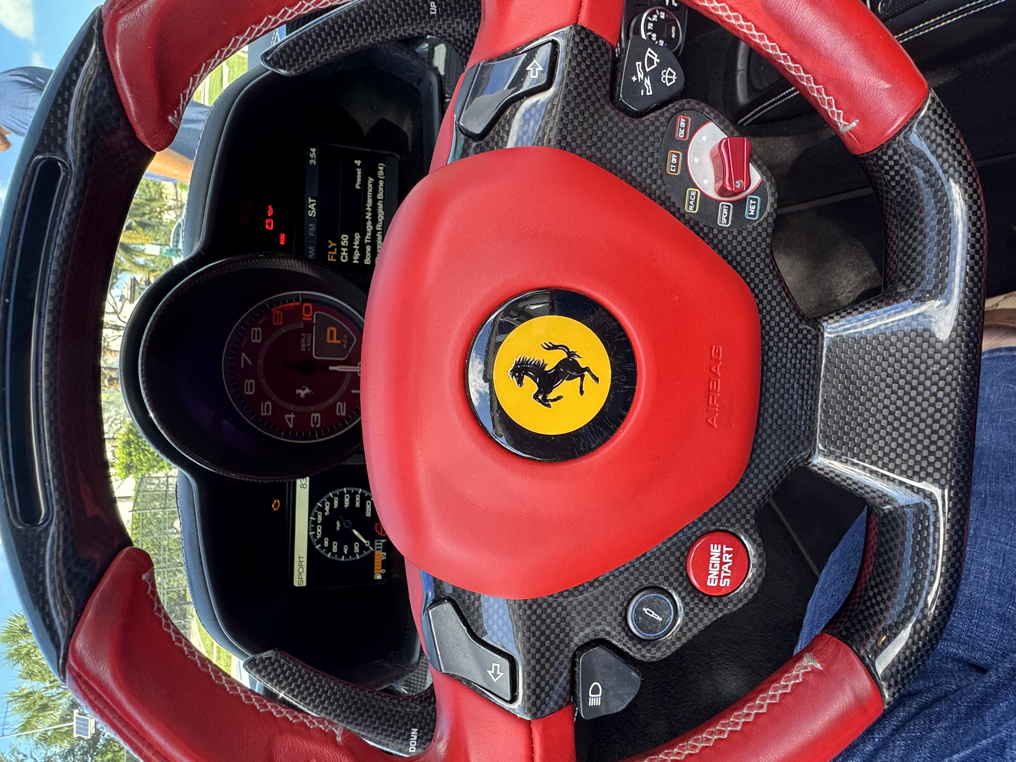 Used 2015 Ferrari 458 Spider RWD image 13