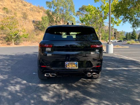 Used 2023 Land Rover Range Rover Sport First Edition image 8