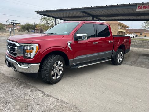 Used 2022 Ford F150 XLT w/ Equipment Group 302A High image 1