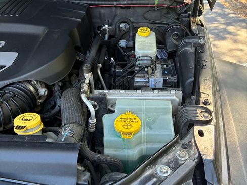 Used 2014 Jeep Wrangler Sport AWD/4WD image 21