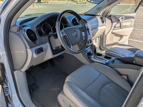 Used 2017 Buick Enclave Leather w/ Trailering Package image 12