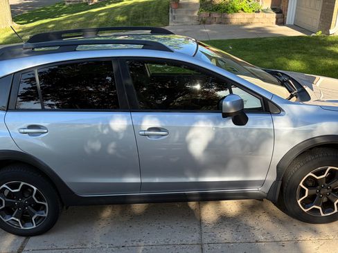 Used 2014 Subaru Crosstrek 2.0i Premium AWD/4WD image 1