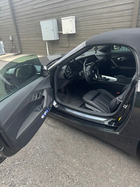 Used 2022 BMW Z4 sDrive30i w/ Driving Assistance Package RWD image 5
