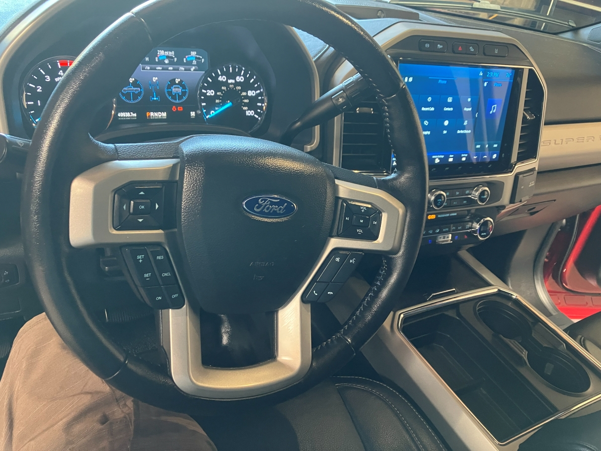 Used 2022 Ford F350 Lariat w/ Tremor Off-Road Package AWD/4WD image 15