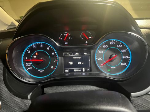 Used 2017 Chevrolet Cruze LT w/ Convenience Package image 12