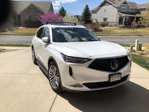 Used 2022 Acura MDX SH-AWD w/ Advance Package image 1