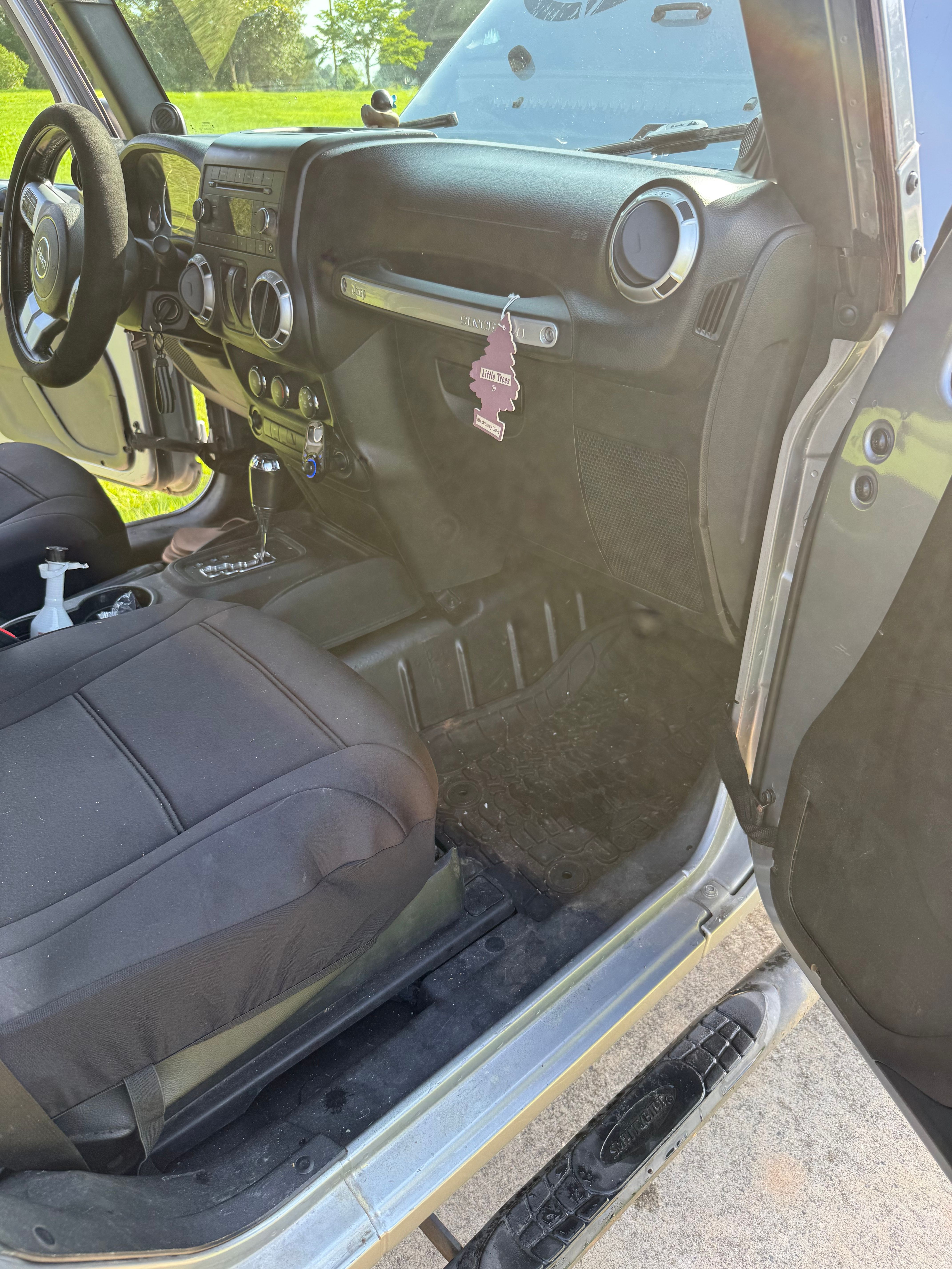 Used 2014 Jeep Wrangler Sport AWD/4WD image 18