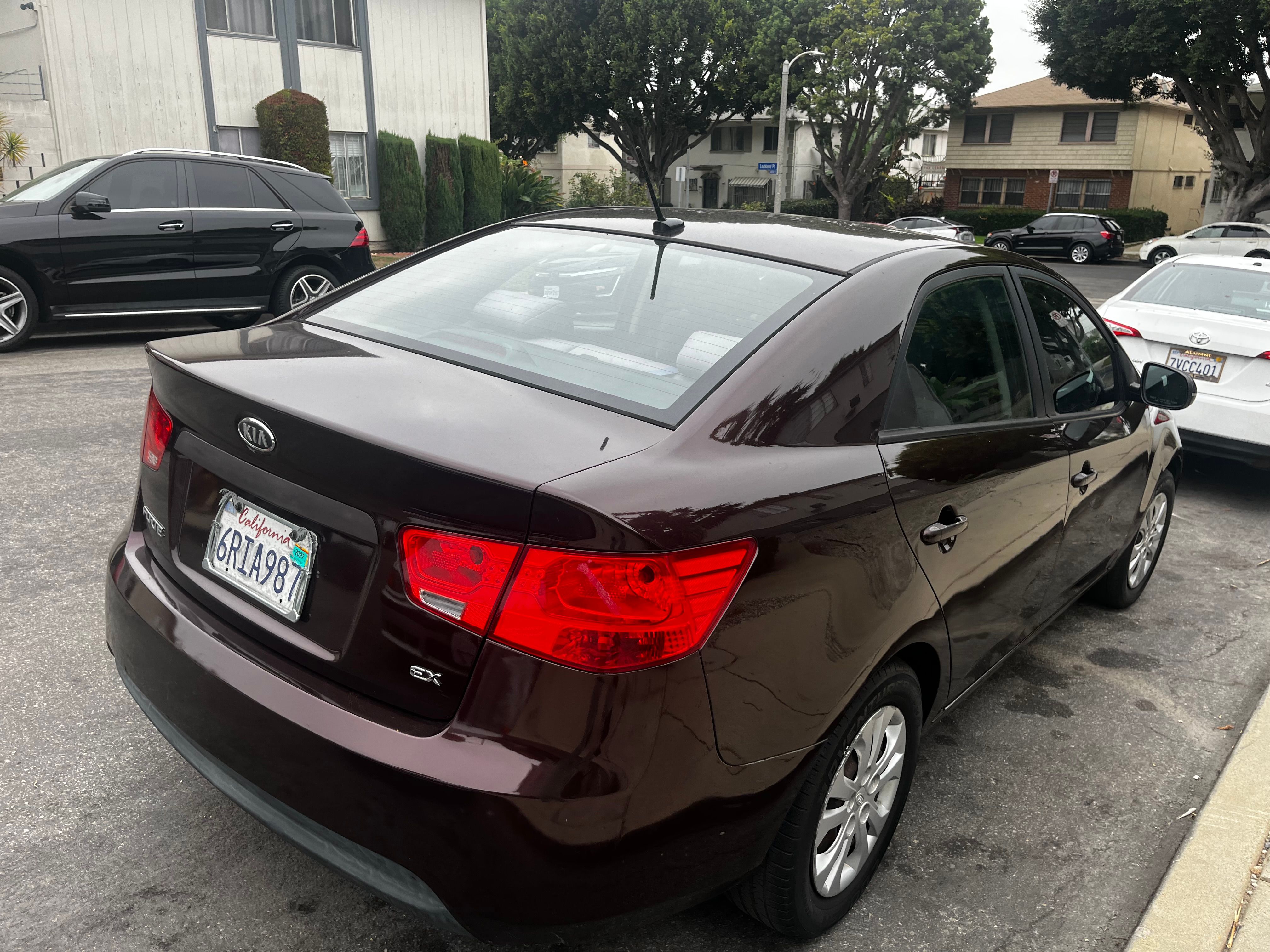 Used 2011 Kia Forte EX FWD image 4