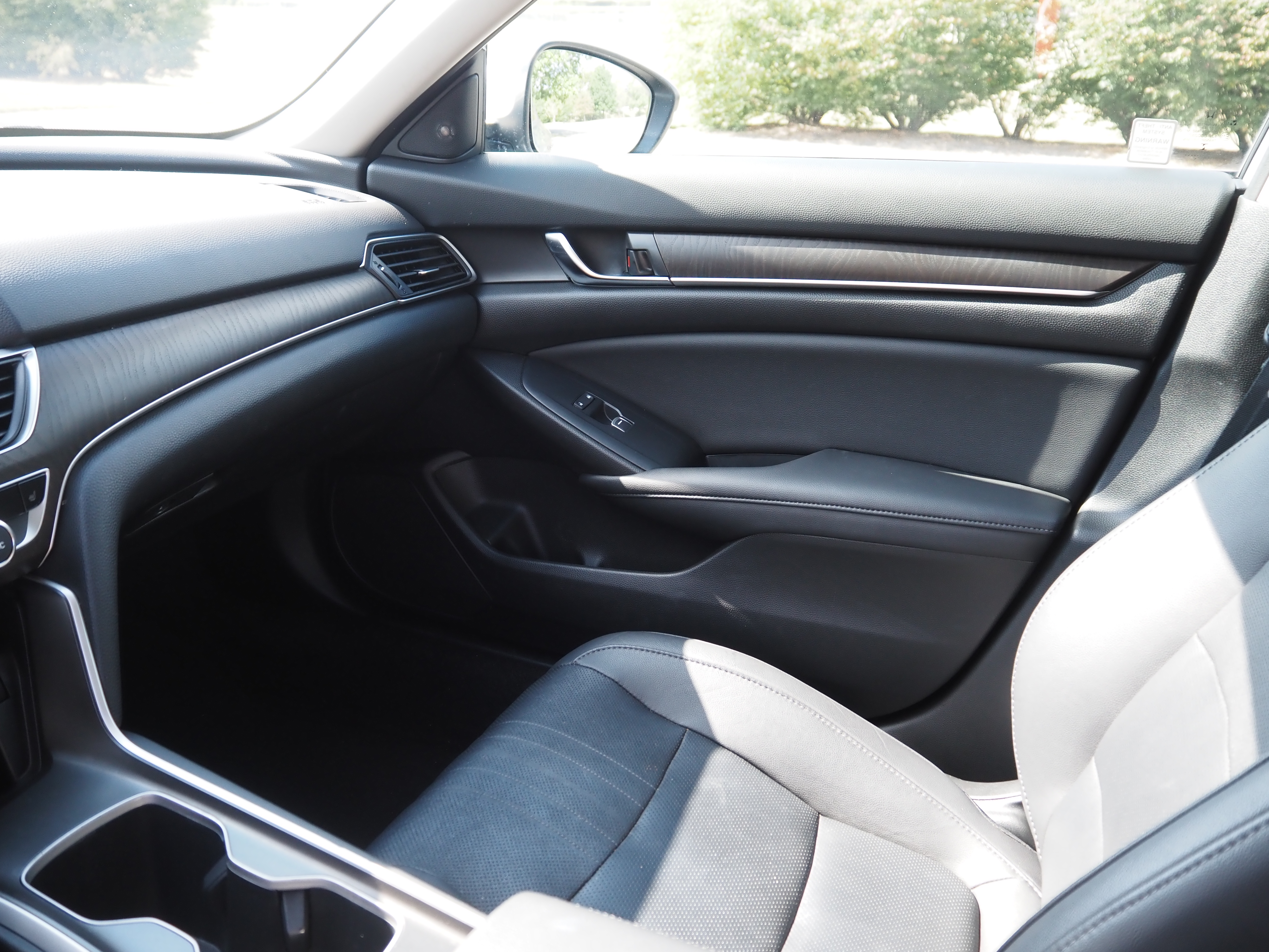 Used 2020 Honda Accord EX-L image 13