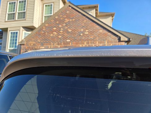 Used 2018 Chrysler Pacifica Touring-L image 10