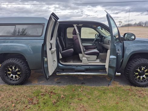 Used 2013 GMC Sierra 1500 SLE w/ Power Tech Package image 5