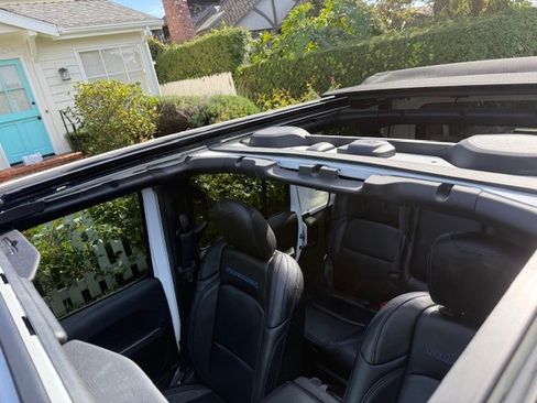 Used 2021 Jeep Wrangler Unlimited Rubicon 4xe w/ Steel Bumper Group image 5