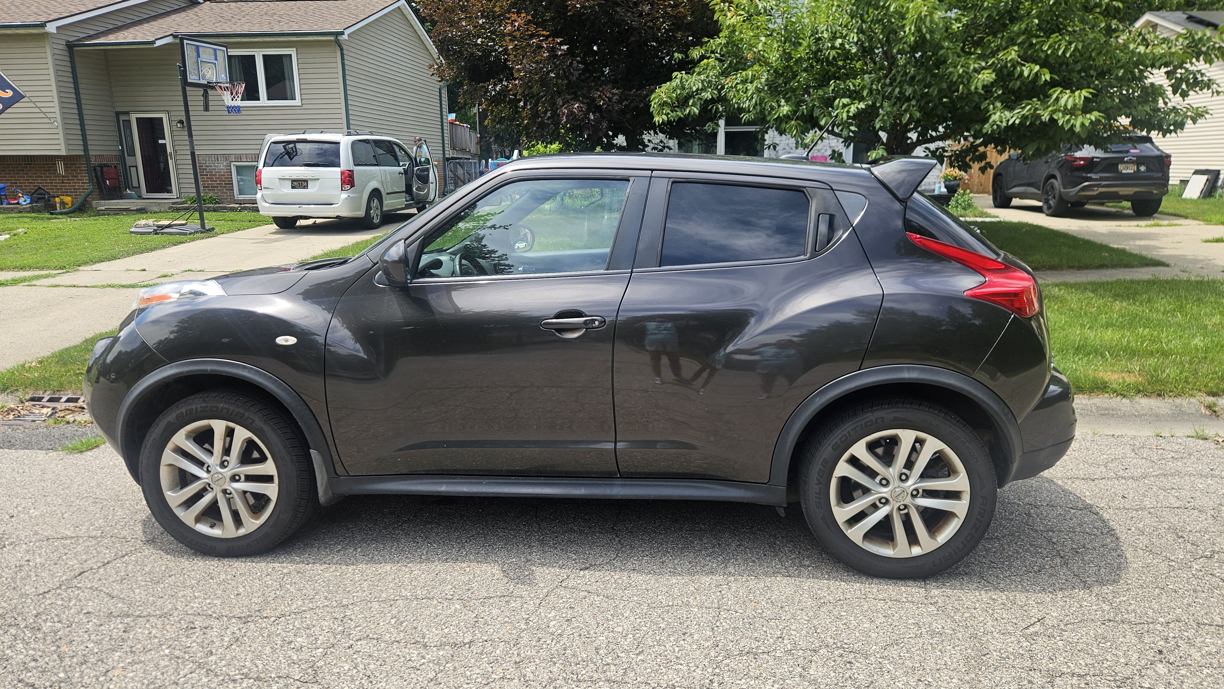 Used 2013 Nissan Juke SL AWD/4WD image 4