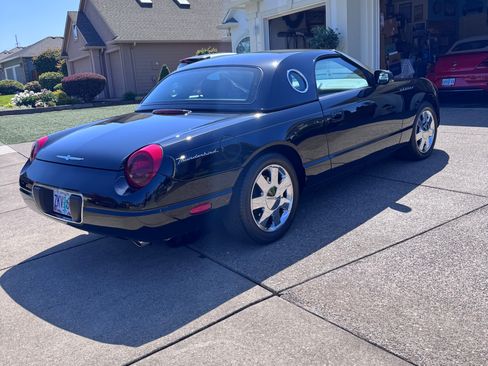 Used 2002 Ford Thunderbird RWD image 6