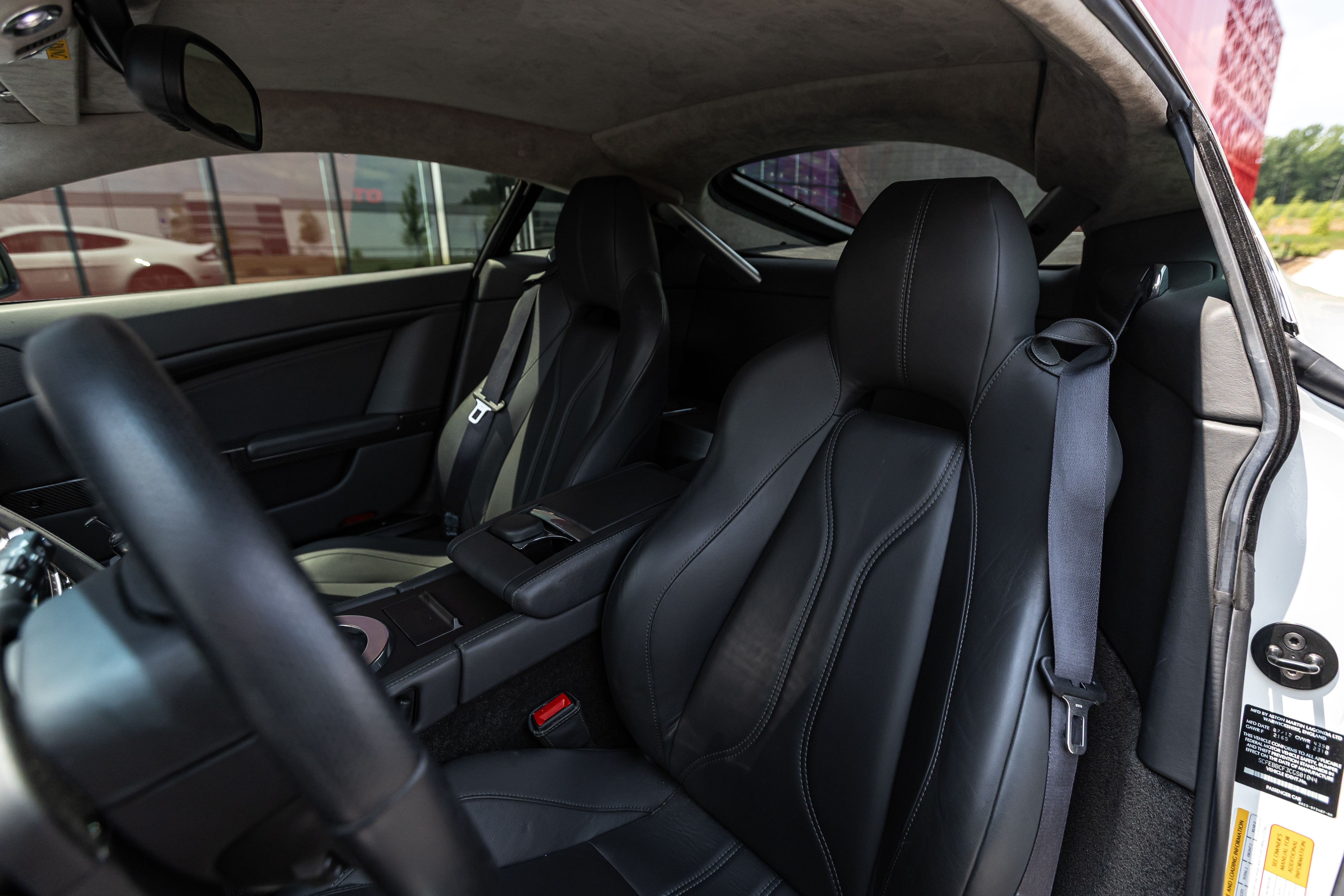 Used 2012 Aston Martin V12 Vantage Coupe RWD image 25