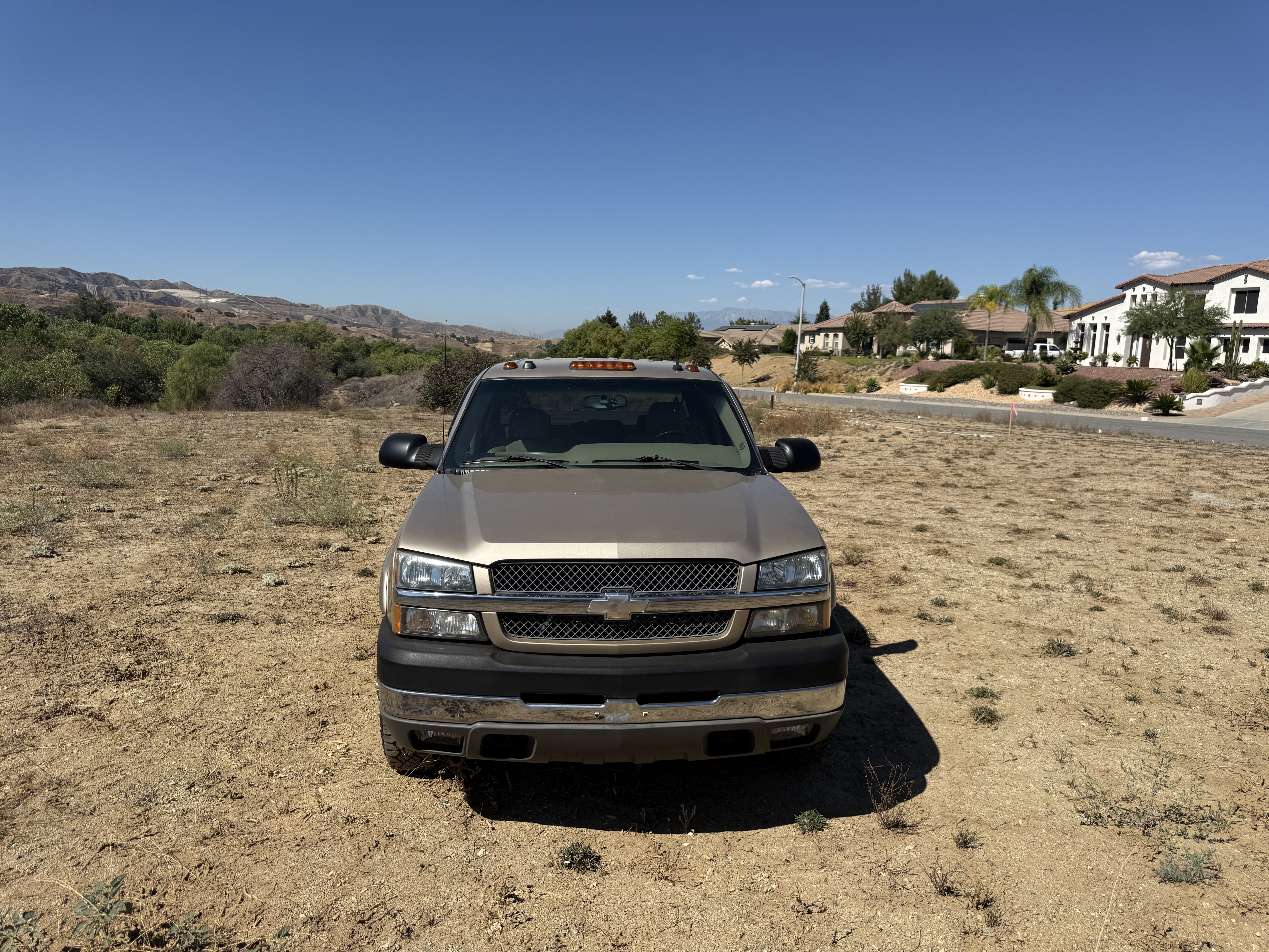 Used 2004 Chevrolet Silverado 3500 4x4 Crew Cab w/ Skid Plate Package image 8