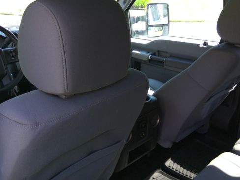 Used 2016 Ford F250 XLT w/ XLT Premium Package image 29