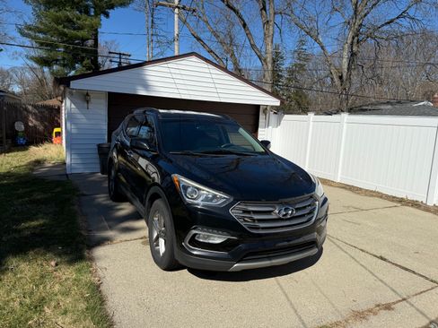 Used 2017 Hyundai Santa Fe Sport image 13