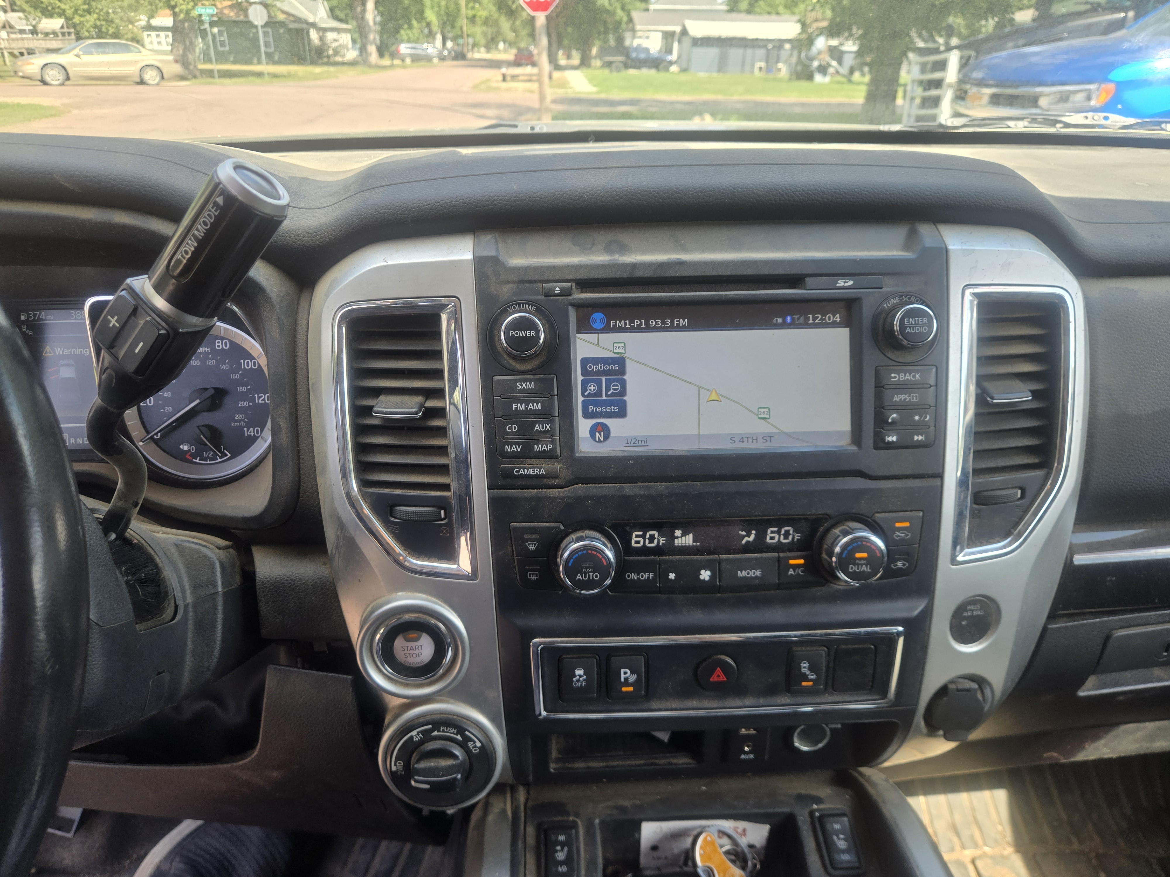Used 2017 Nissan Titan SV AWD/4WD image 1