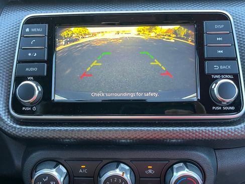 Used 2020 Nissan Kicks S FWD image 14