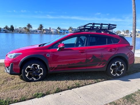 Used 2022 Subaru Crosstrek 2.5i Limited w/ Moonroof Package 2 image 1