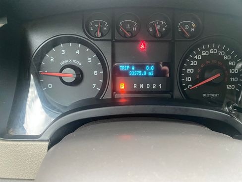 Used 2010 Ford F150 XL image 1